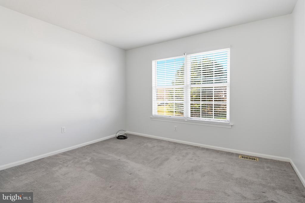 21 E MOYER DRIVE