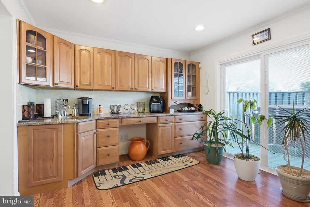 11 ROSSITER CIRCLE