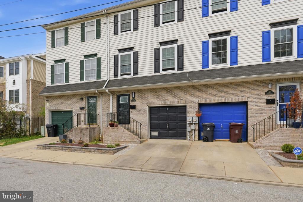 429 BRADFORD STREET