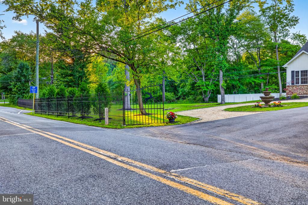 2623 PIKE CREEK ROAD