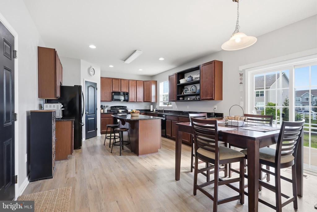 1115 E FOUNDS STREET