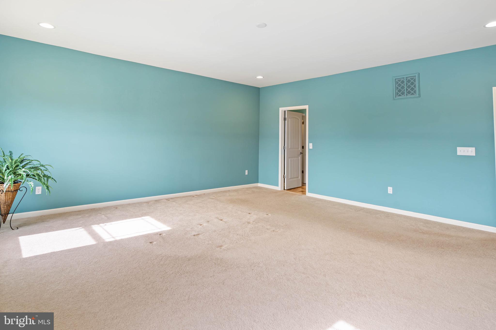 18848 RIVERWALK DRIVE