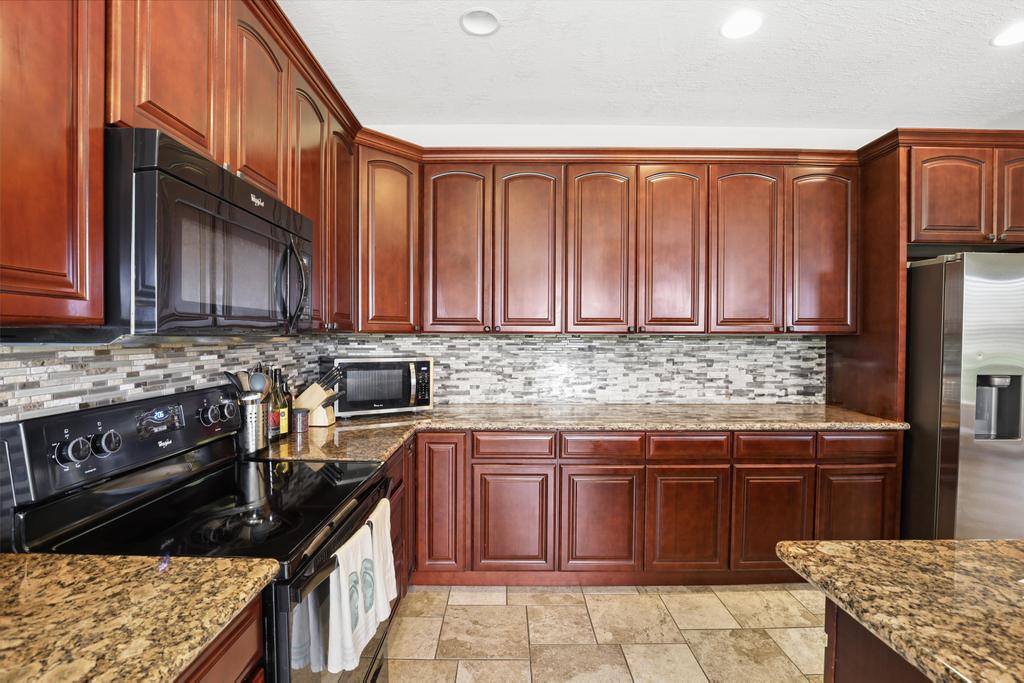 15-1659 22ND AVE
