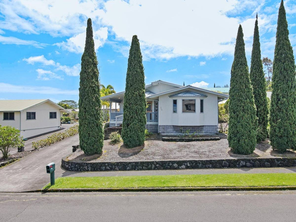 713 KUKUAU ST