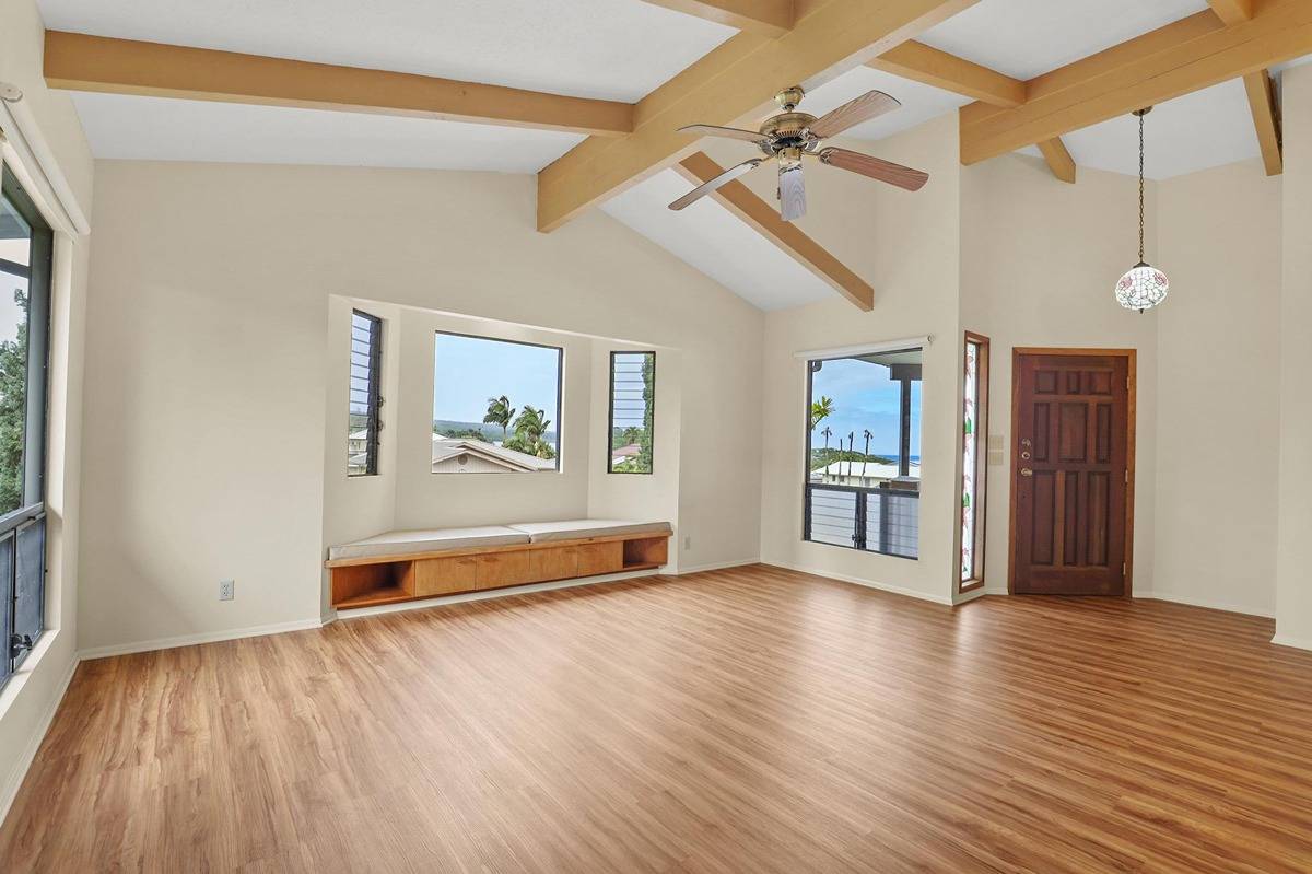 713 KUKUAU ST