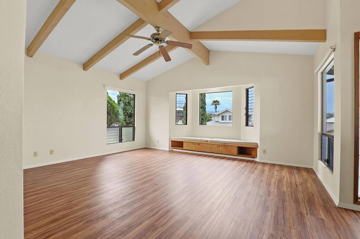 713 KUKUAU ST