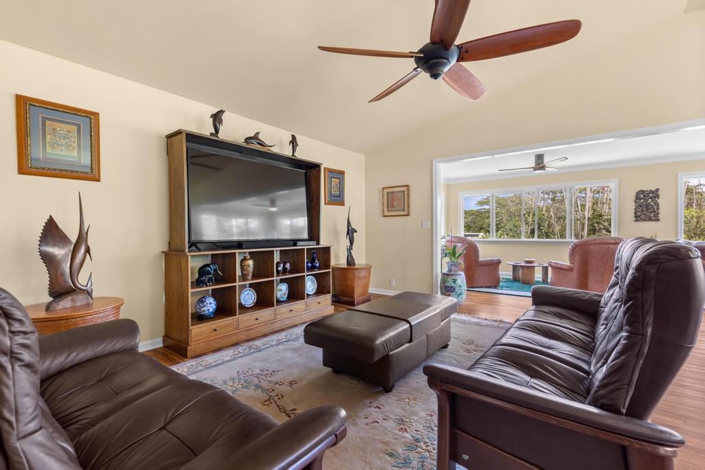15-1825 18TH AVE