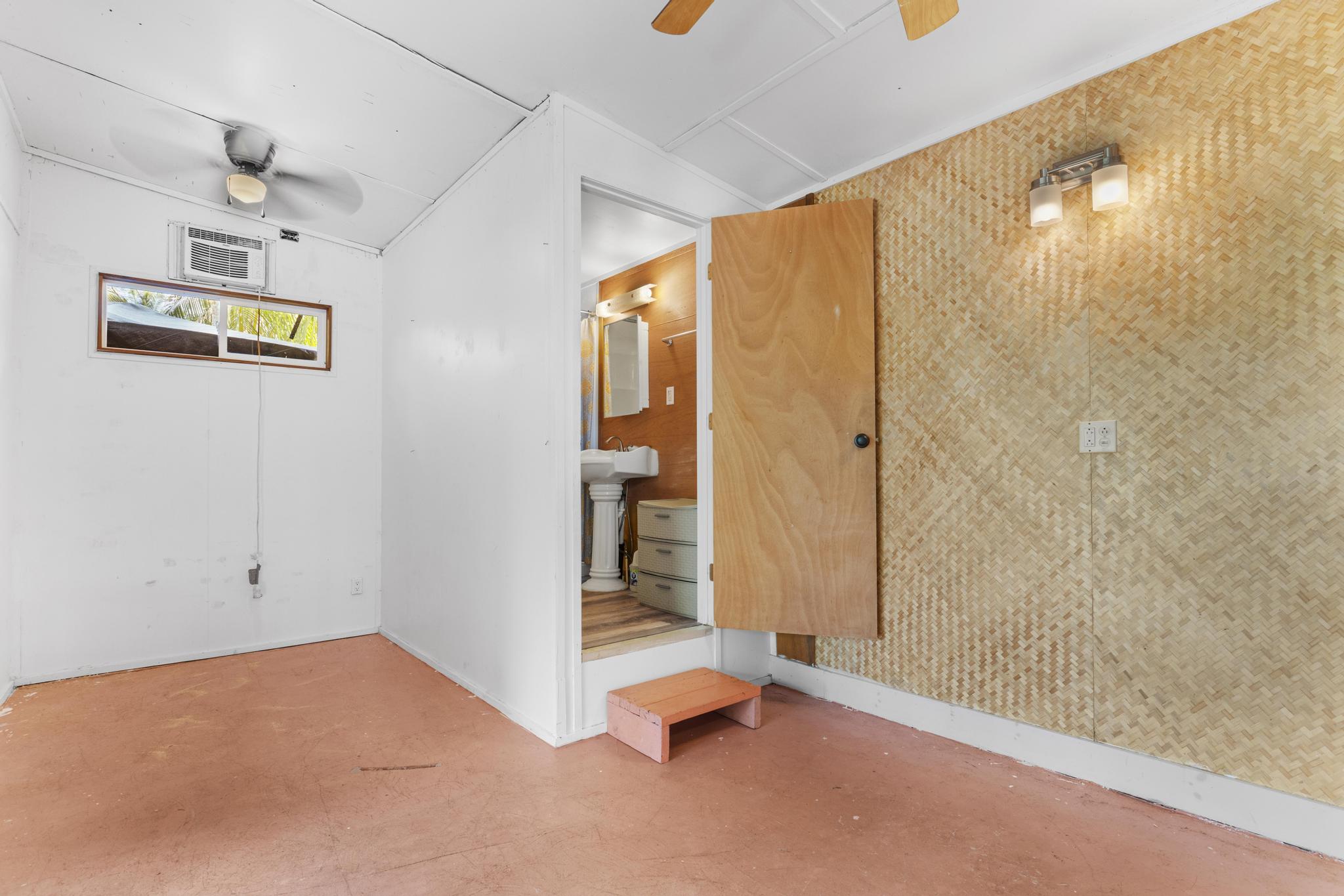 15-2064 12TH AVE