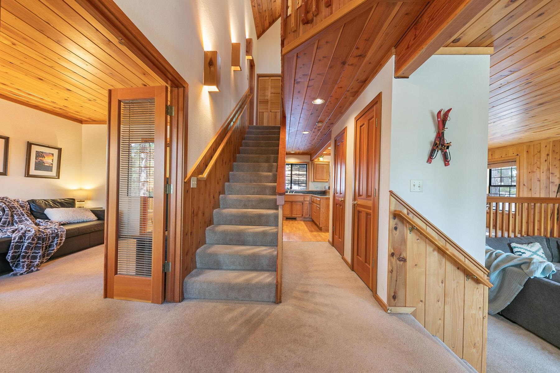 725 Conifer