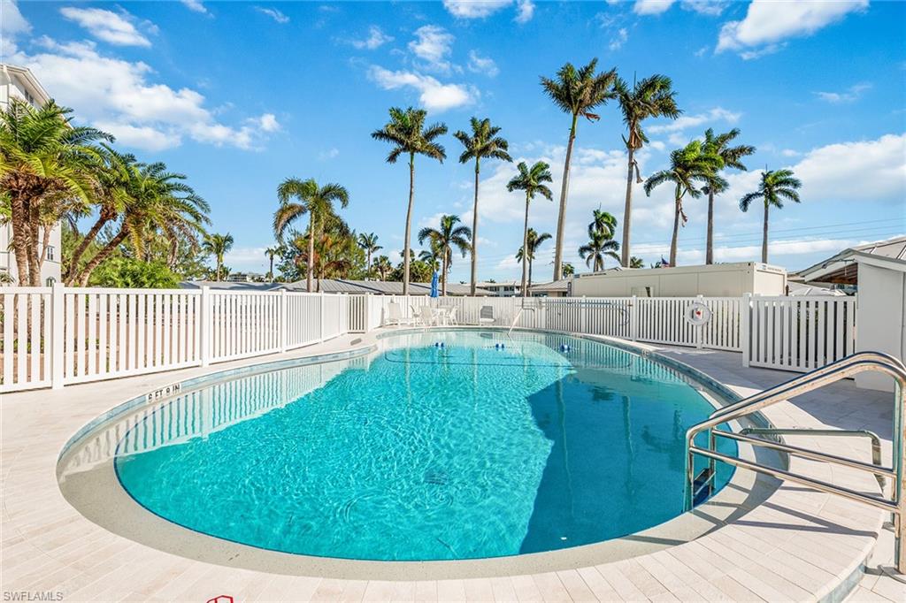 2011 Gulf Shore BLVD N # 66 Unit: 65-66