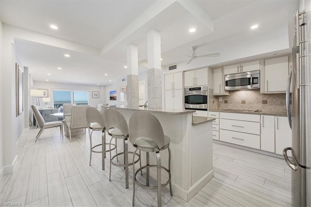 1977 Gulf Shore BLVD N # 305