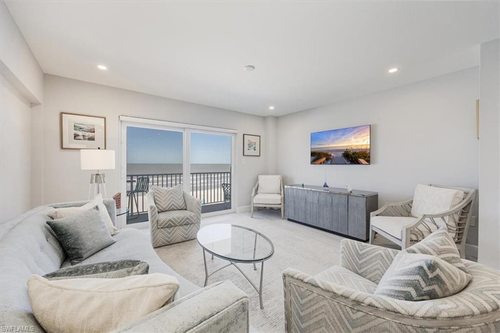 1977 Gulf Shore BLVD N # 305