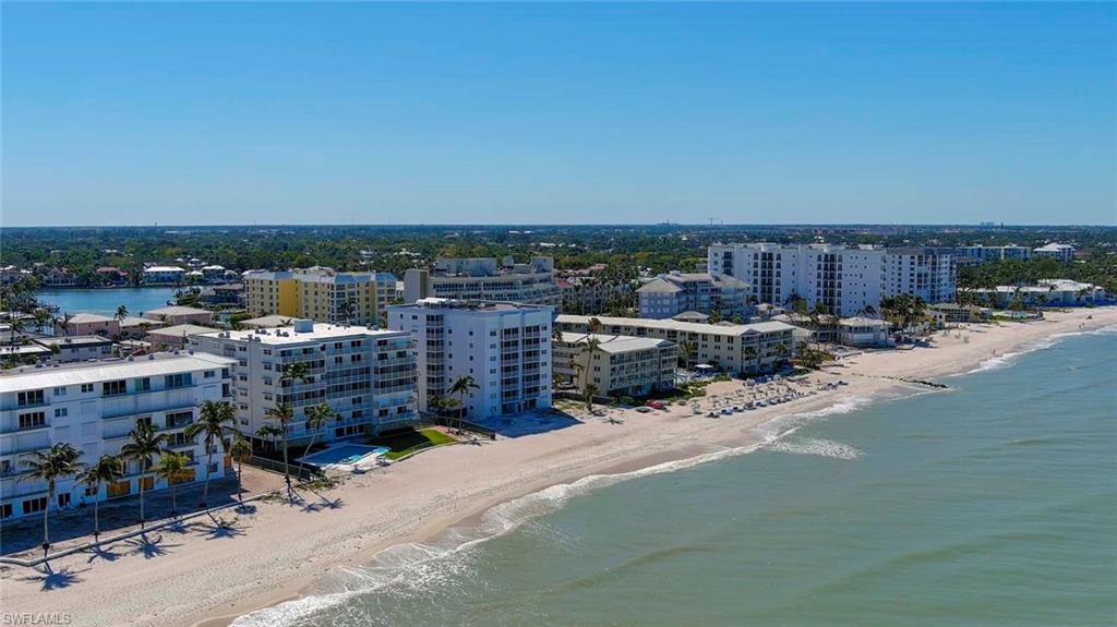 1977 Gulf Shore BLVD N # 305