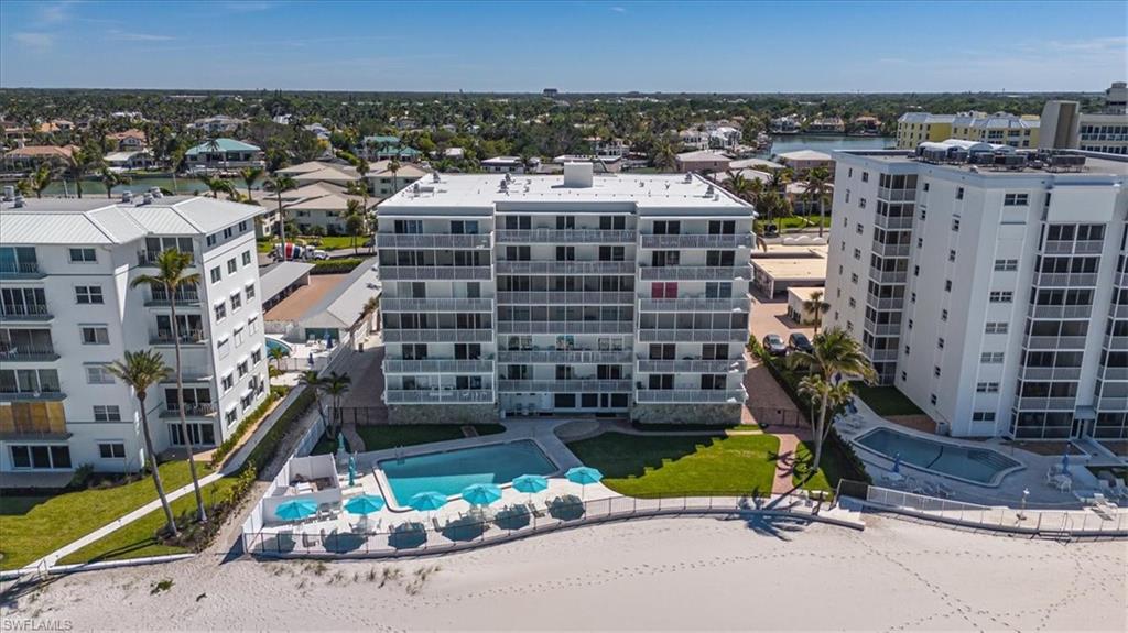 1977 Gulf Shore BLVD N # 305