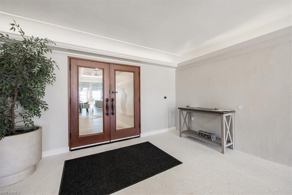 1977 Gulf Shore BLVD N # 305