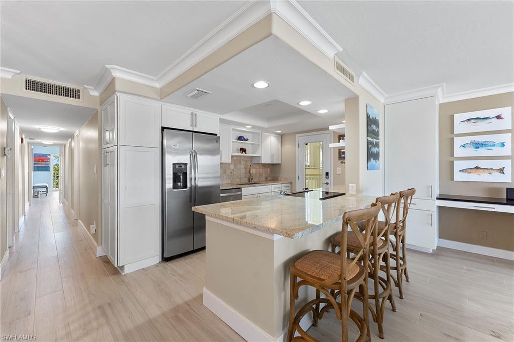 2850 Gulf Shore BLVD N # 304