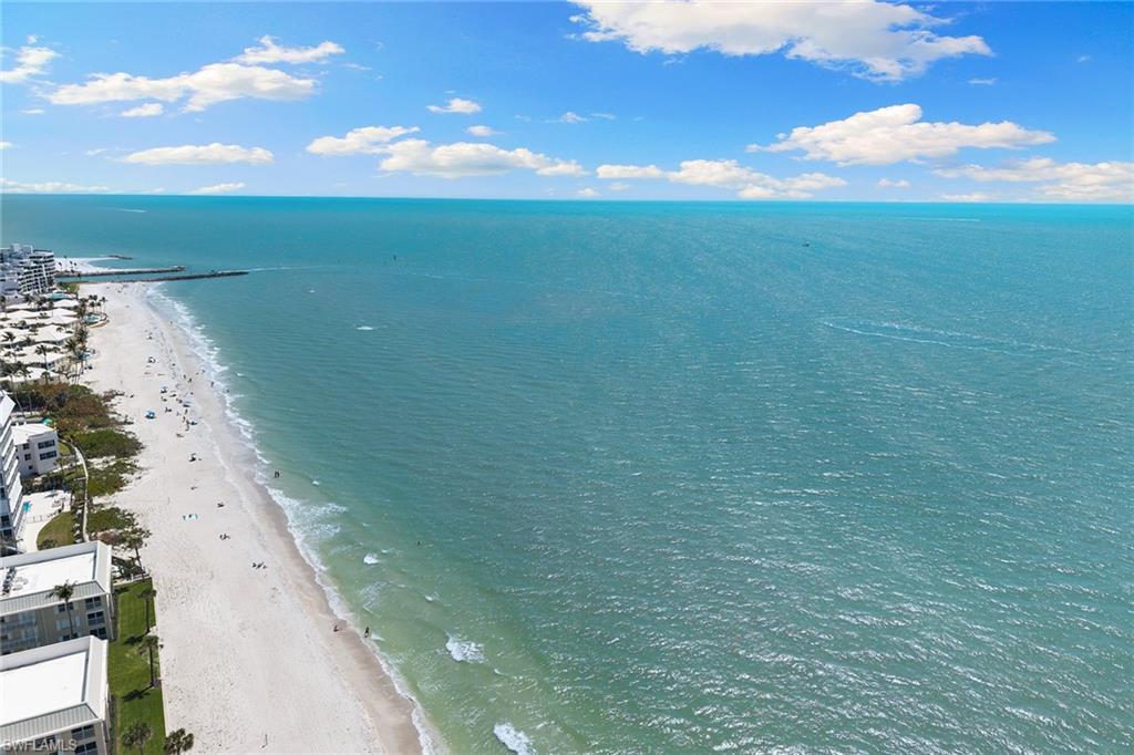 2850 Gulf Shore BLVD N # 304