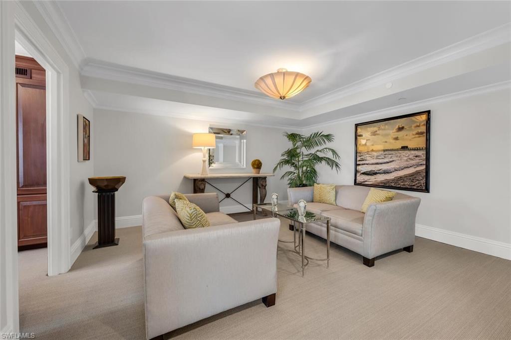 3003 Gulf Shore BLVD N # 403