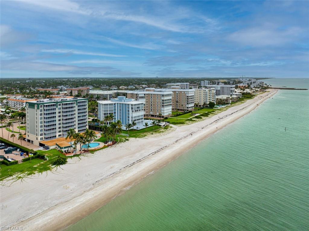 3003 Gulf Shore BLVD N # 403