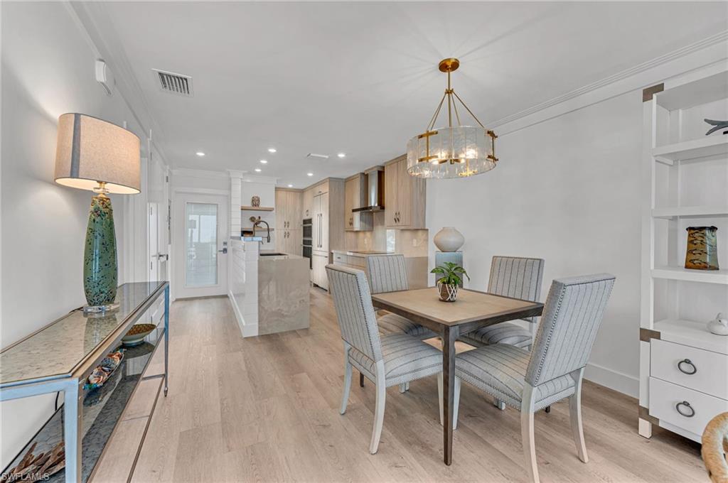 2121 Gulf Shore BLVD N # 302