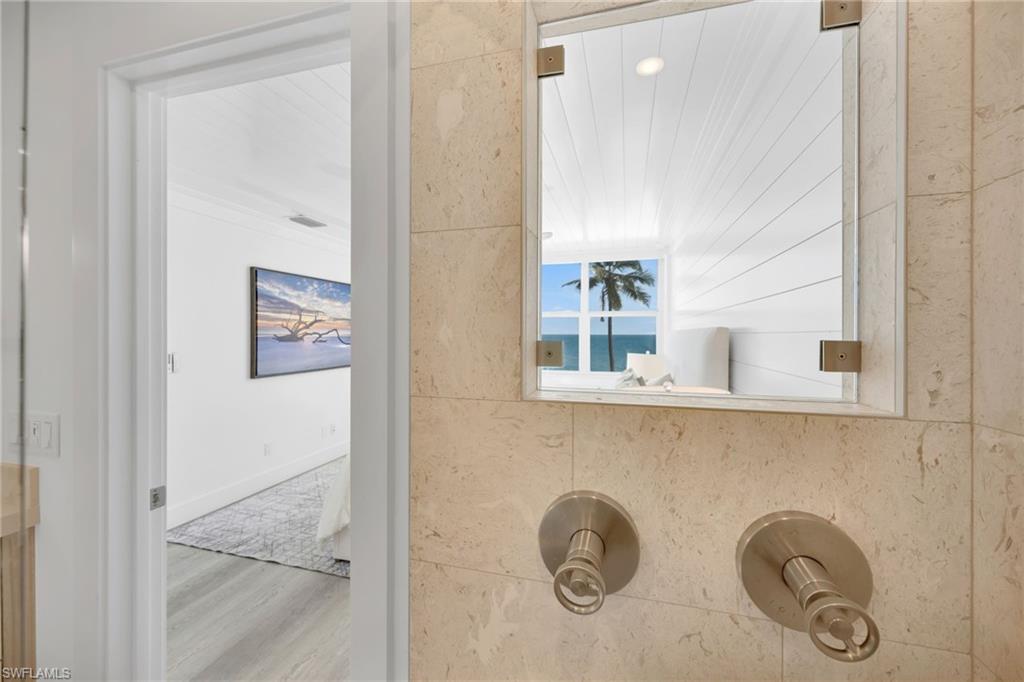 2121 Gulf Shore BLVD N # 302