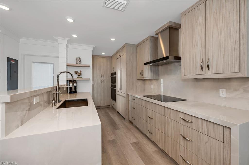 2121 Gulf Shore BLVD N # 302