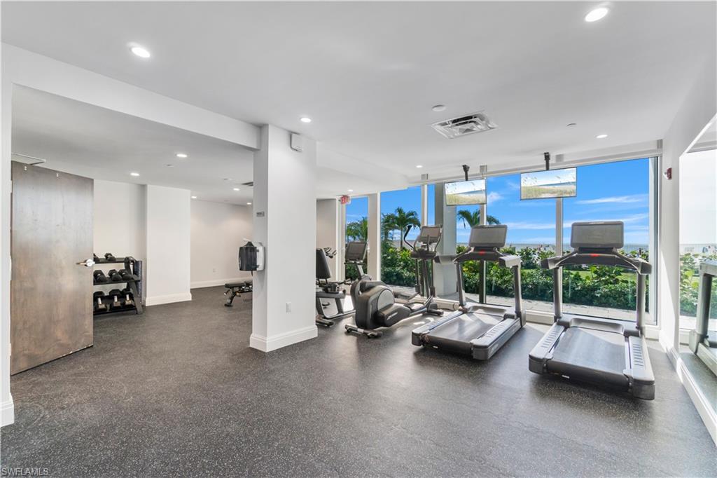 3443 Gulf Shore BLVD N 812