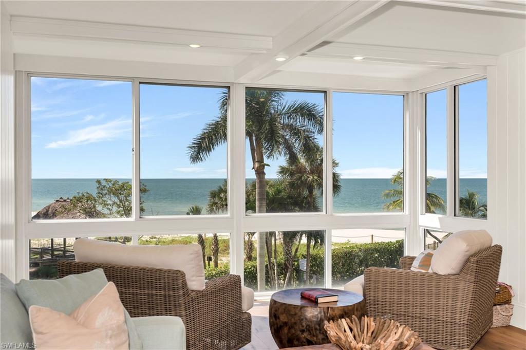 2121 Gulf Shore BLVD N # 206