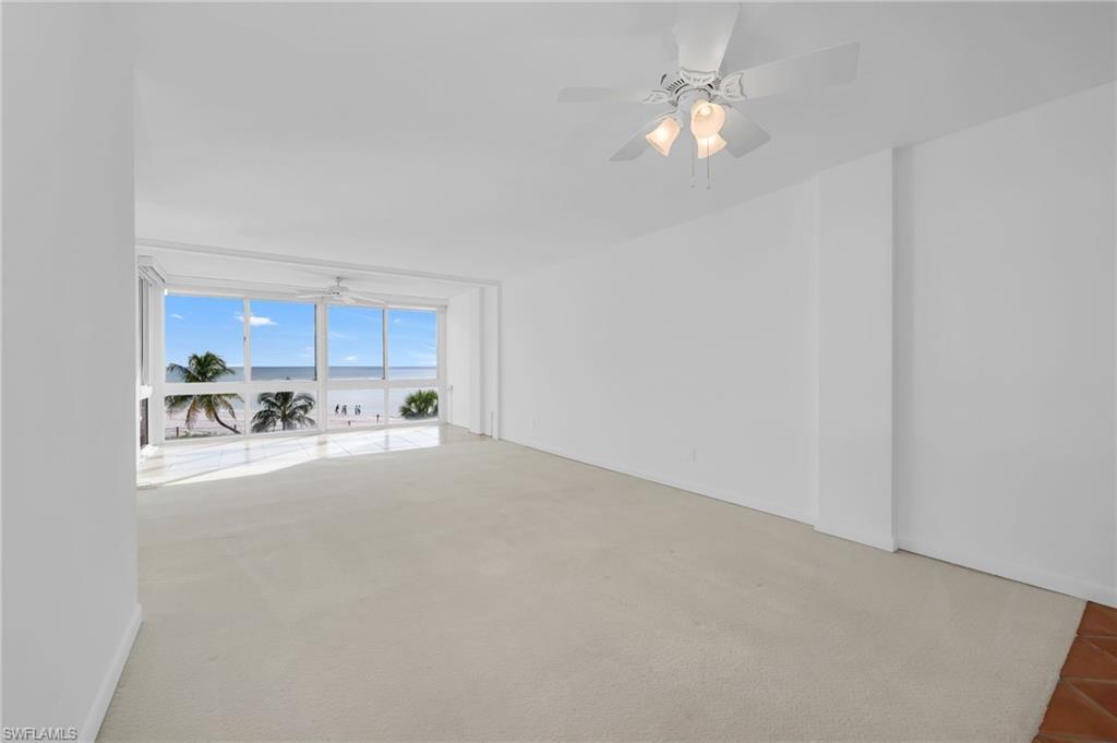 2121 Gulf Shore BLVD N # 203, NAPLES Unit: 203