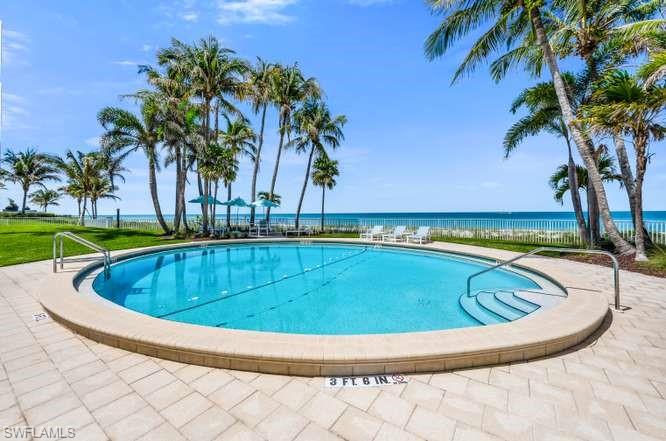 3003 Gulf Shore BLVD N # 404