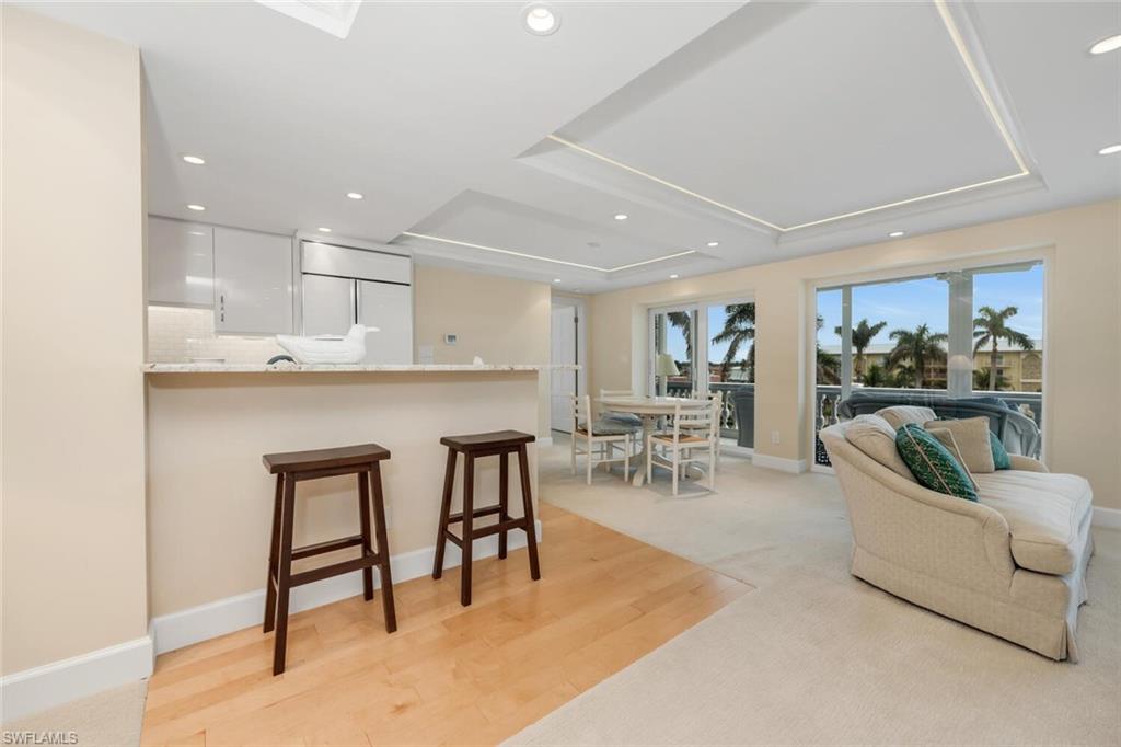 3003 Gulf Shore BLVD N # 404