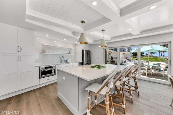 3003 Gulf Shore BLVD N # 404