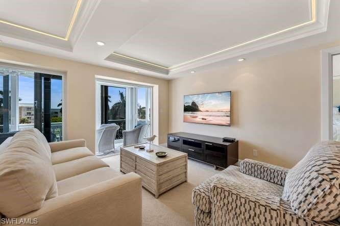 3003 Gulf Shore BLVD N # 404