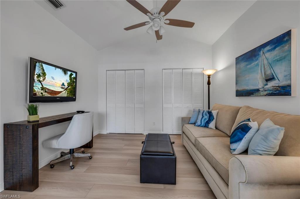 6010 Chardonnay LN # 304