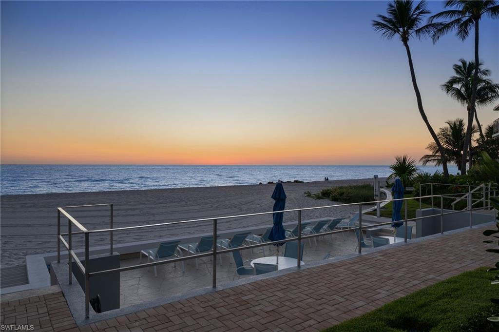 1851 Gulf Shore BLVD N 103