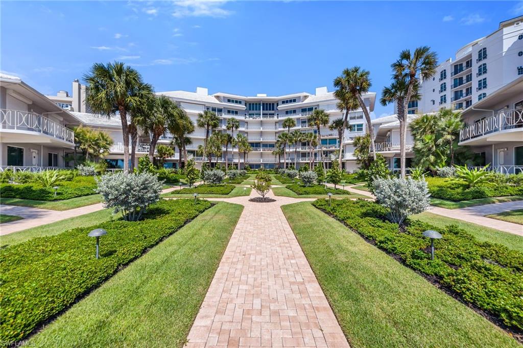 1851 Gulf Shore BLVD N 103