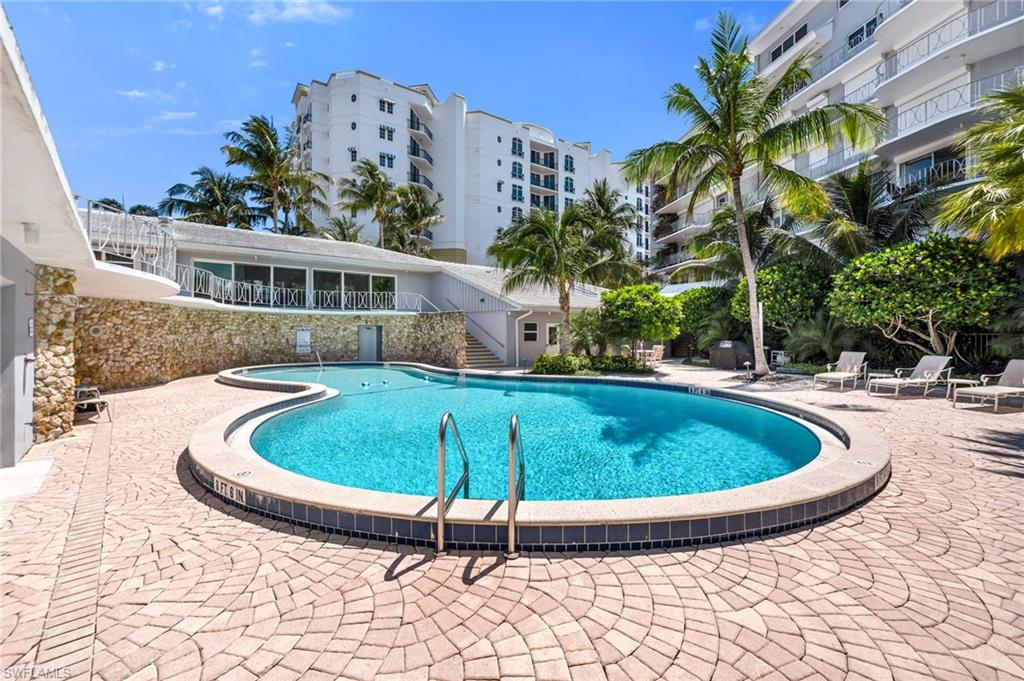 1851 Gulf Shore BLVD N 103