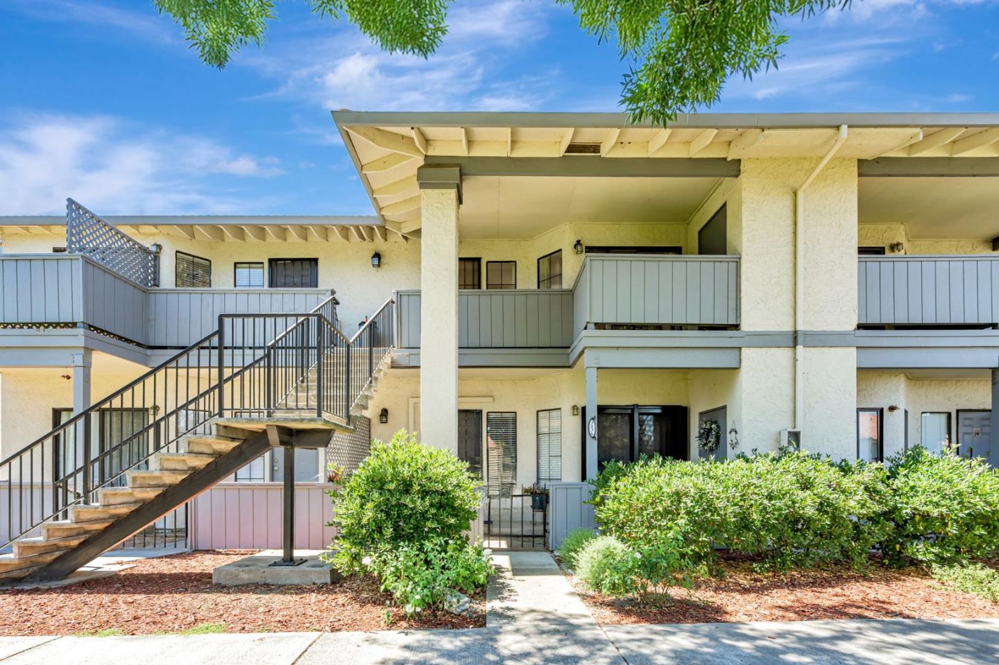 3138 Kenland Drive