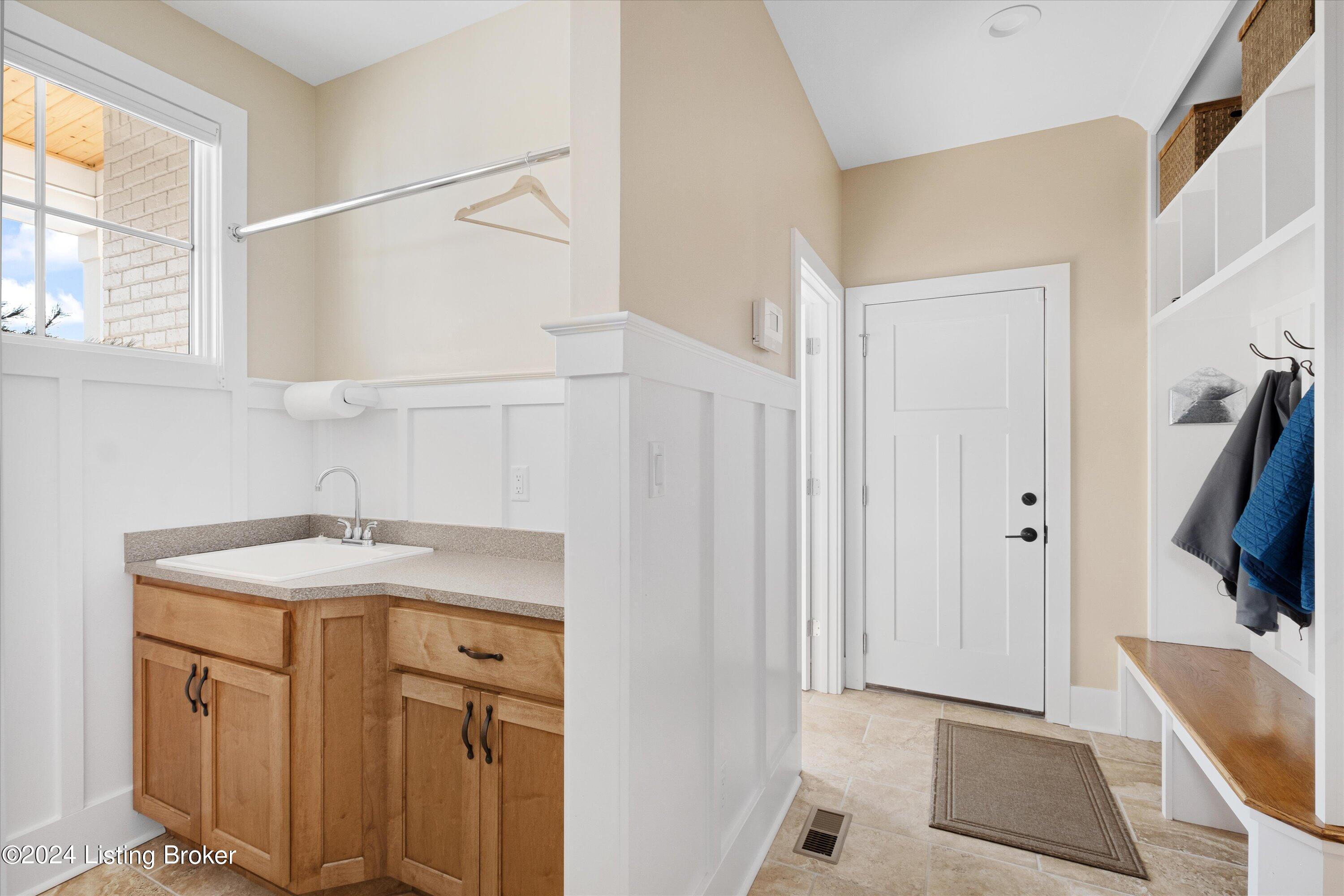 13019 Dove Point Pl