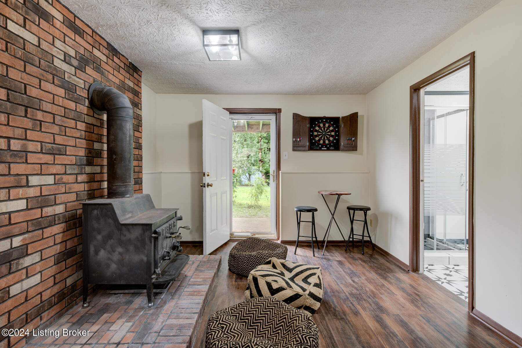 11019 Neptune Pl