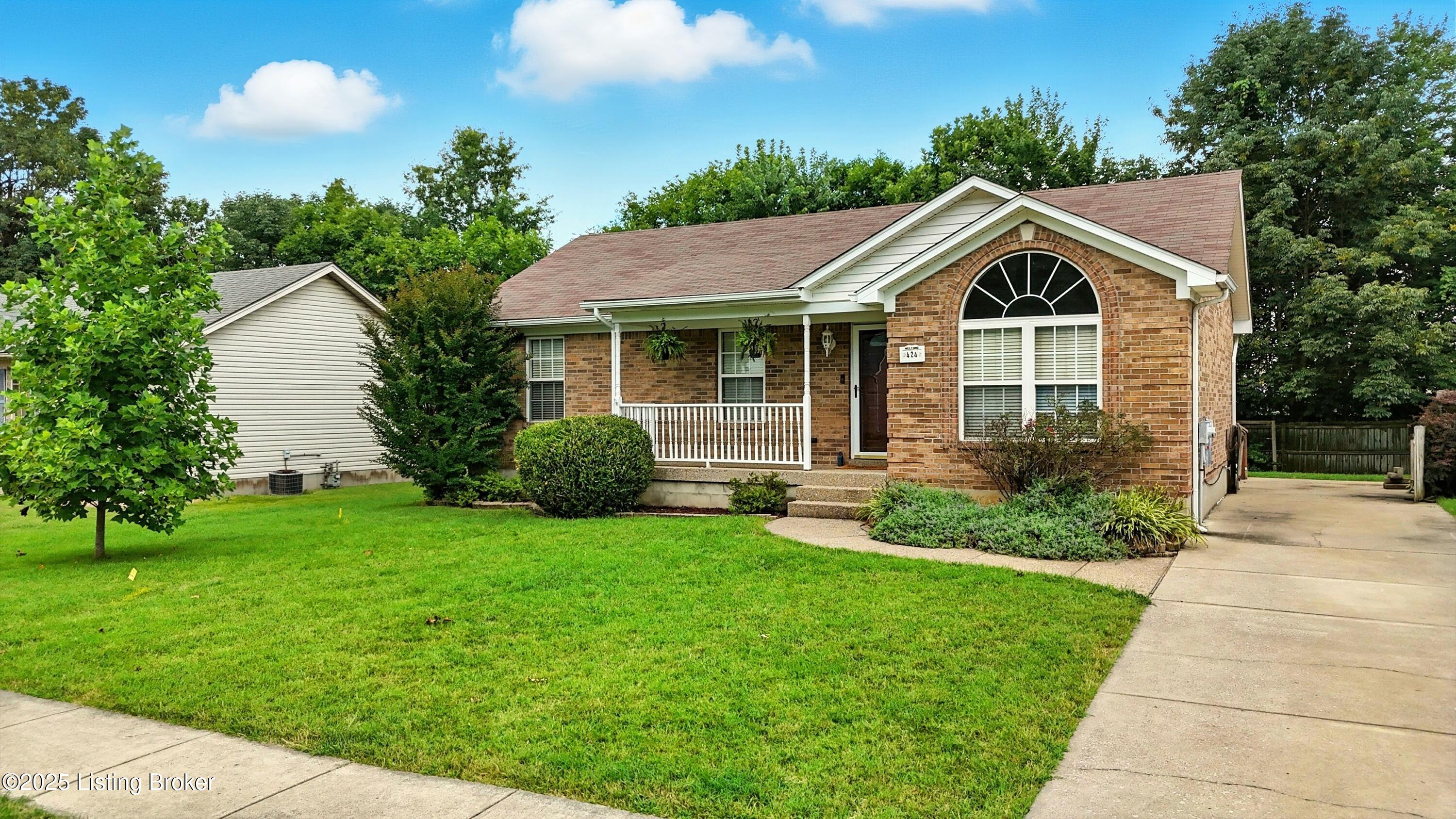 424 River Oaks Dr
