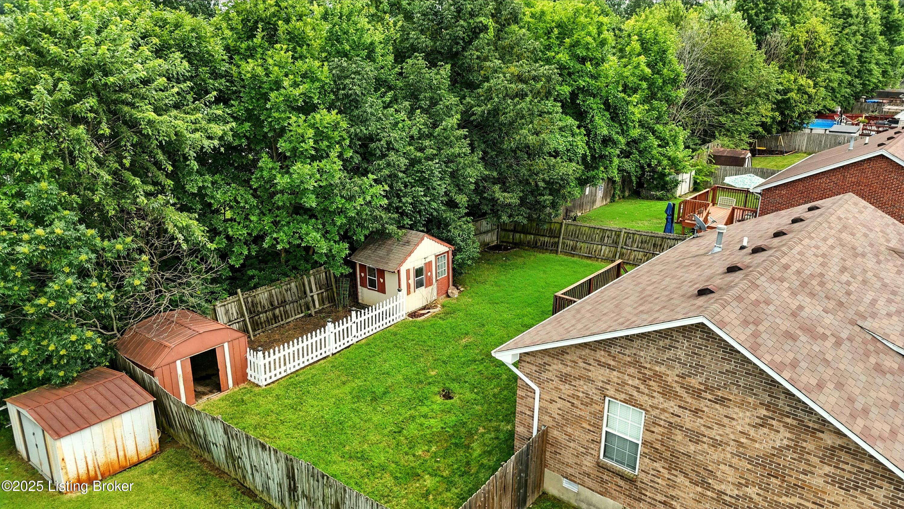 424 River Oaks Dr