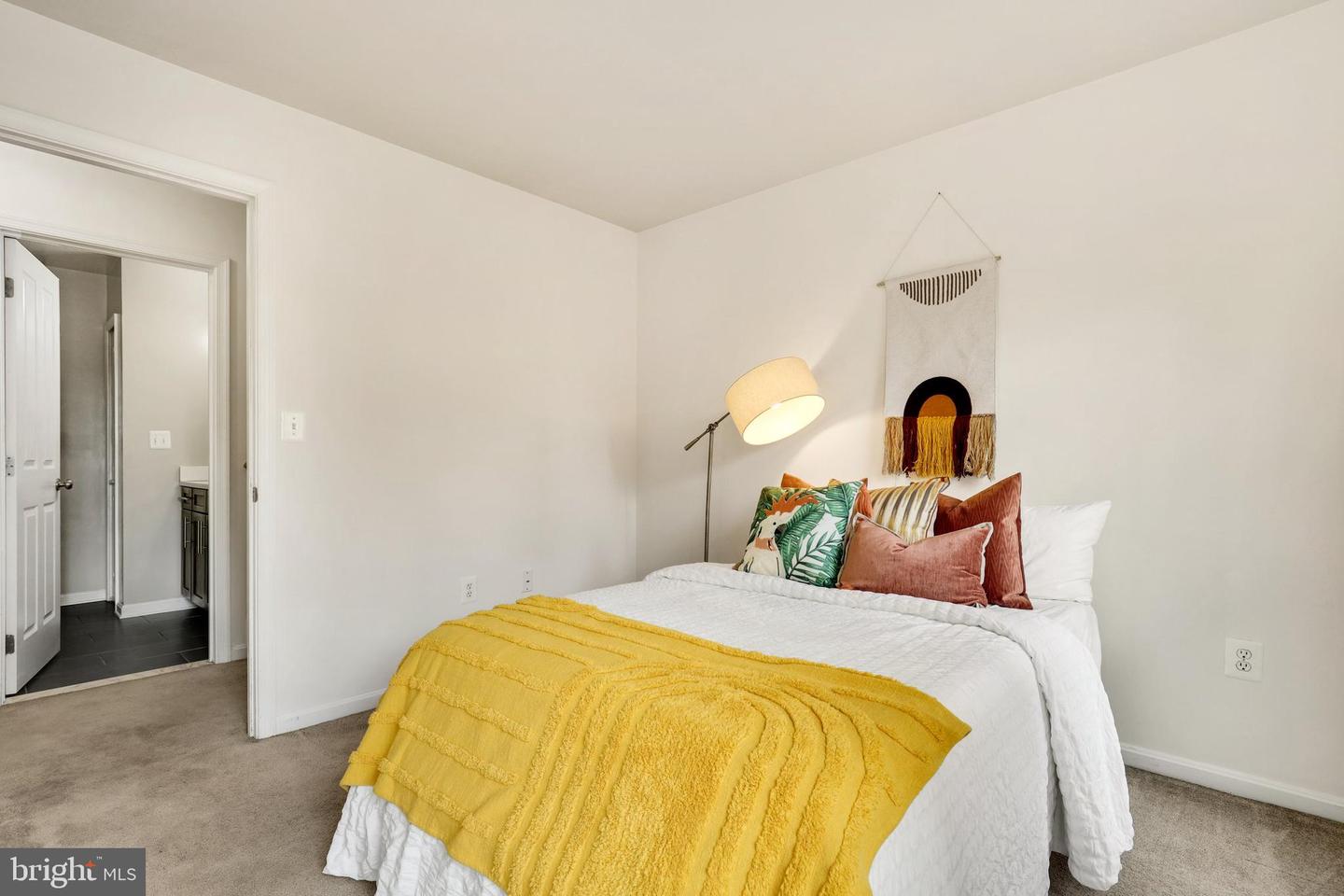 405 WOODCREST DRIVE SE Unit: 405-A