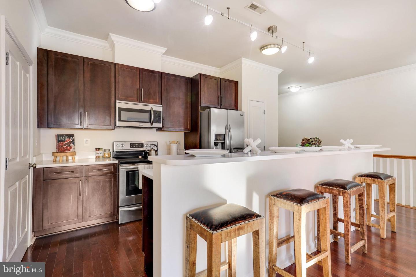 405 WOODCREST DRIVE SE Unit: 405-A