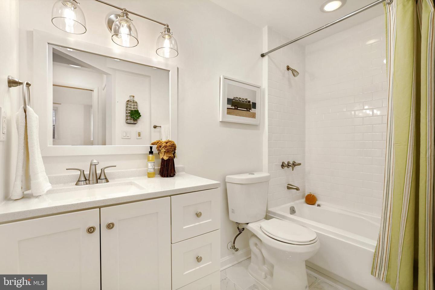 1933 S STREET NW Unit: B