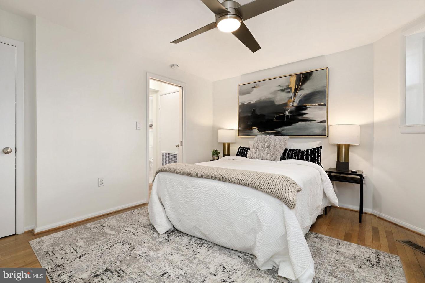 1933 S STREET NW Unit: B