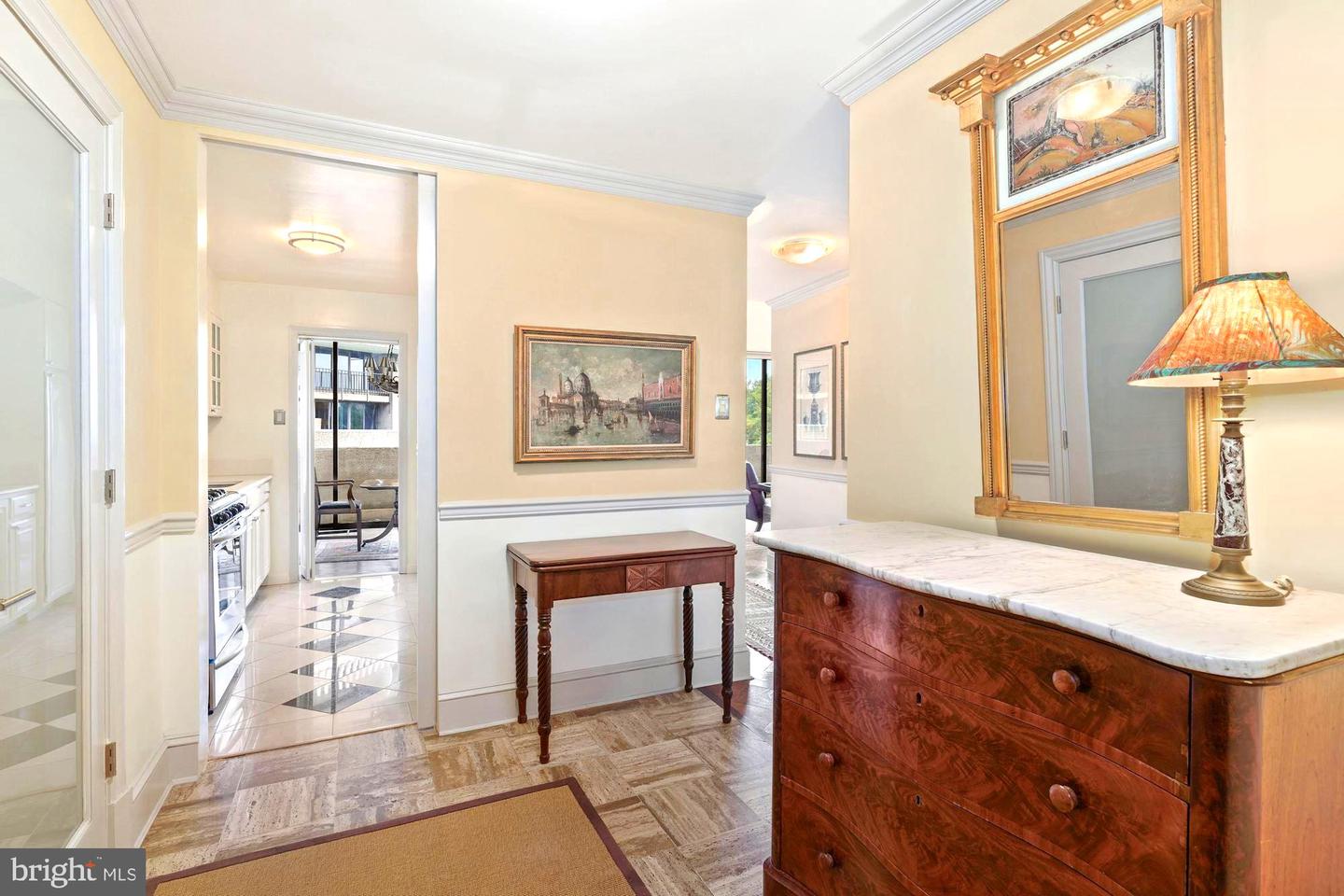 700 NEW HAMPSHIRE AVENUE NW Unit: 817