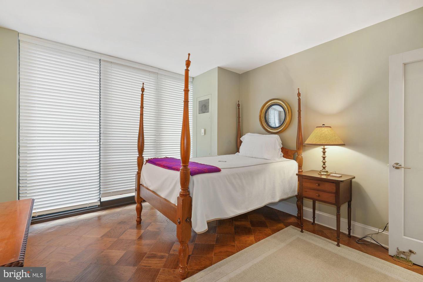 700 NEW HAMPSHIRE AVENUE NW Unit: 817