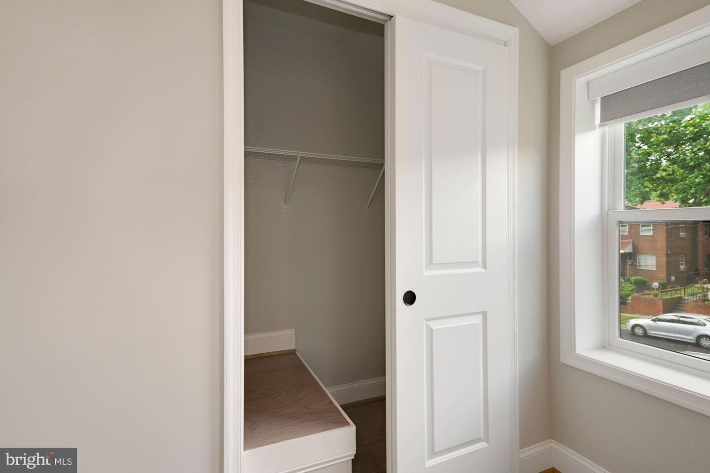 4331 DUBOIS PLACE SE