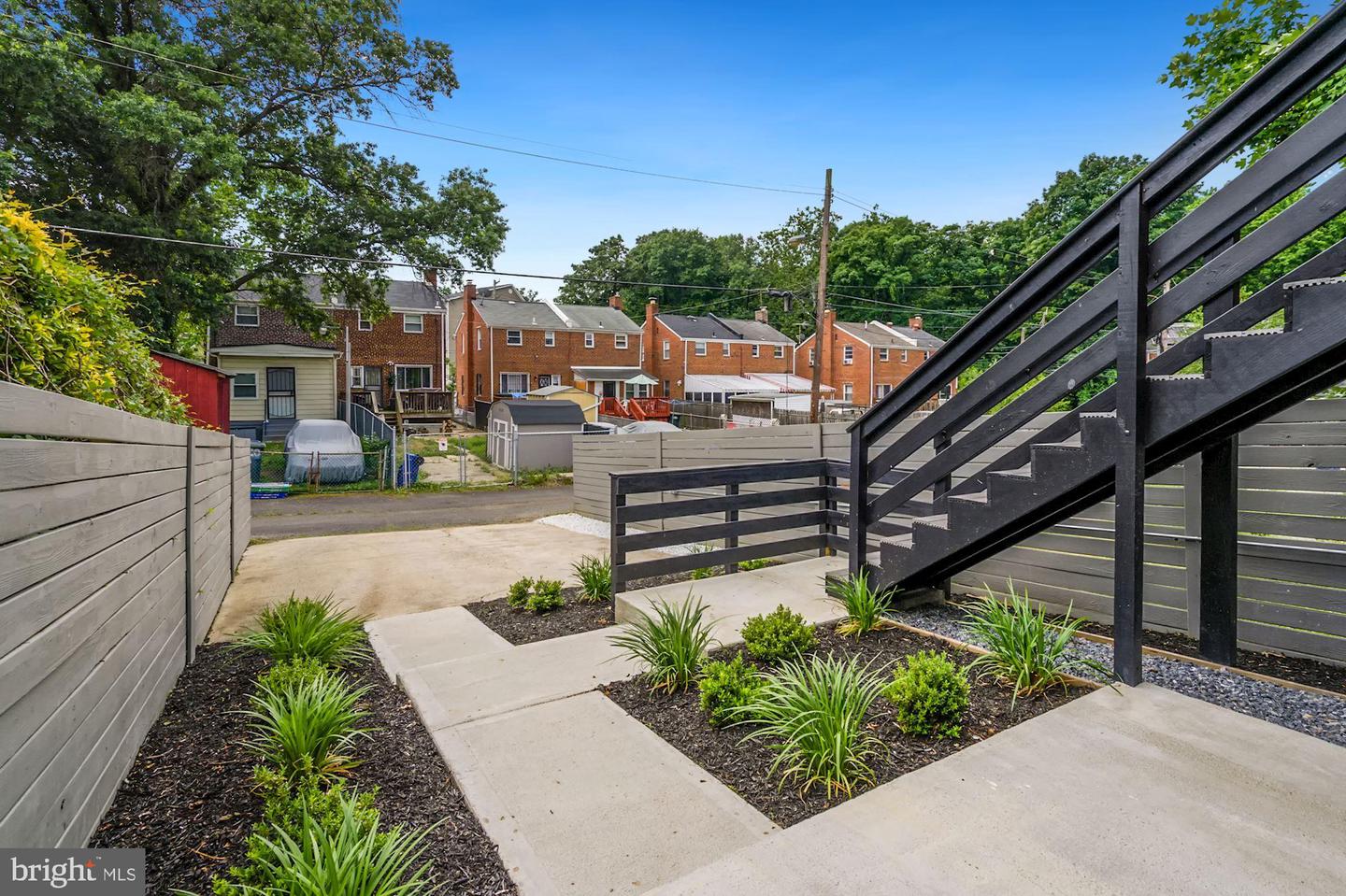 4331 DUBOIS PLACE SE